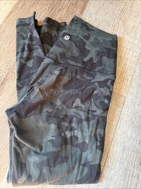lululemon athletica Camo leggings - Olive & Black